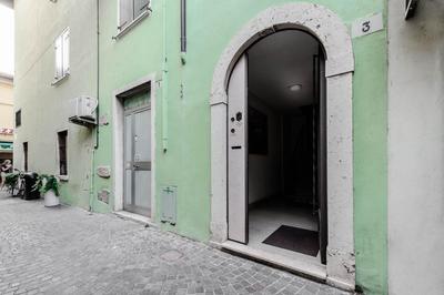 Lazise Boutique Apartment Lago e Relax