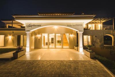 Wine Residence Cattunar