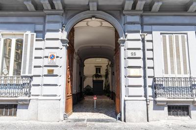 Gramsci Suites