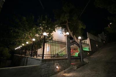 Aias Summer House