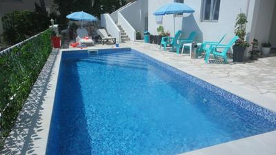 Brankas Apartments