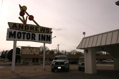 Andrews Motor Inn, Billede 2