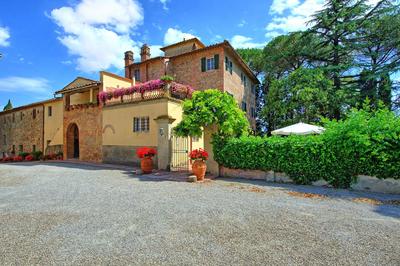 Villa Lorenza by PosarelliVillas