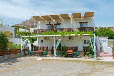 Christos studios and family apartments