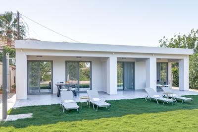 Lemonia Accommodations