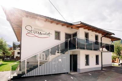 Apartments Strasswirt De Luxe