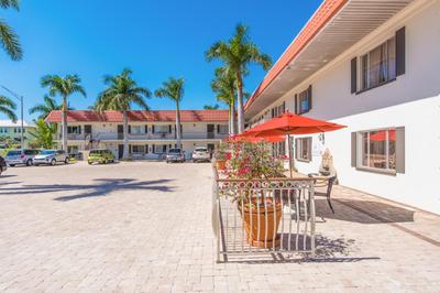 Hibiscus Suites - Sarasota