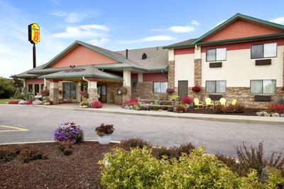 Super 8 by Wyndham Eveleth, Photo 2