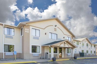 Quality Inn & Suites Howe - Sturgis