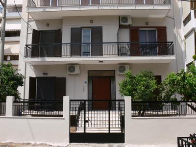 Eleni Apartments