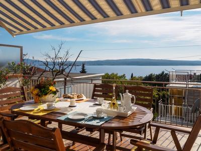 Relaxing Seaview Apartment Barac on Separated Floor