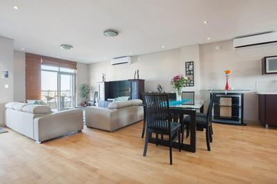 Knightsbridge Luxury Suite in Century City by CTHA