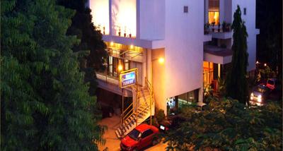 Comfort Inn President Near Ahmedabad Junction Station