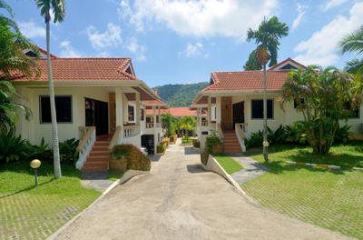 Phuket Riviera Villas Hotel