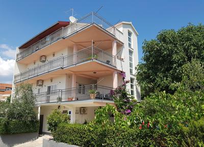 Apartments Krizanac