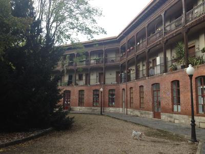 Apartamento San Quirce - céntrico y reformado- wifi y netflix