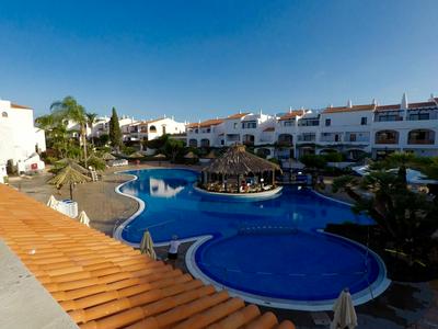 Premium Fairways Luxury Apartment with Stunning Mountain Views