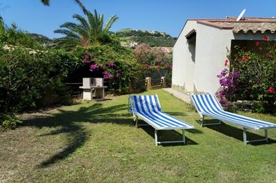 Villetta con giardino a due passi dal mare