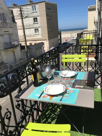 Rénové Appartement à 30 m de la plage - balcon - lumineux - wifi - Le Cérès 2