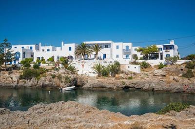 Avlemonas Bay Sea Houses.
