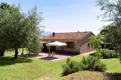 Casale Lombriciano