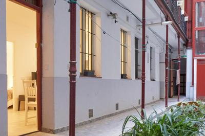 LEEWAYS APARTMENT in DIVINO PASTOR