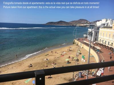 En plena playa de Las Canteras