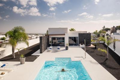 Villa Julia by Villalia