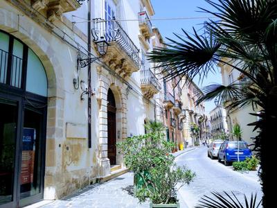 Incantevole appartamento in palazzo storico Ortigia
