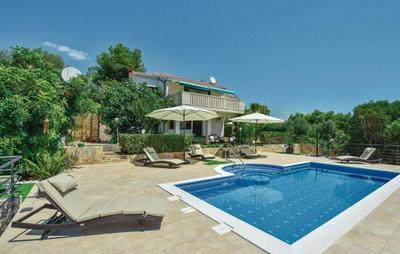 Villa Nela