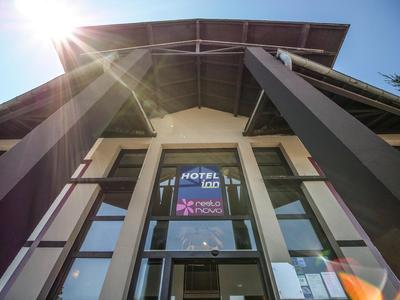 Hôtel Inn Design & Restaurant Challans