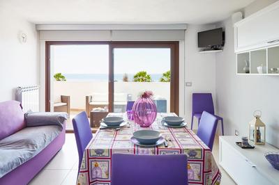 Aura CaseSicule, only for Sea View Lovers, Modern Style Apartment in City Center, Wi-Fi
