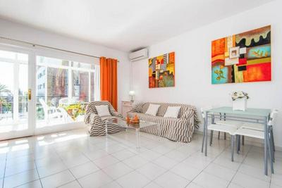 FIRST FLOOR - STUDIO 109 c