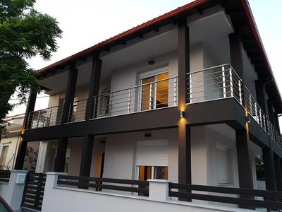 Fantastic Four Apartments