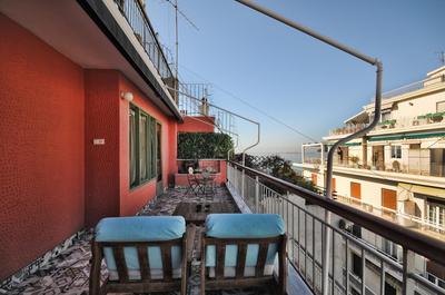 F & B Collection - Seaview Mini Penthouse