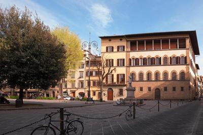 Oltrarno 9