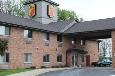 Super 8 by Wyndham Valparaiso