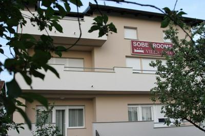 Rooms Villa Aria