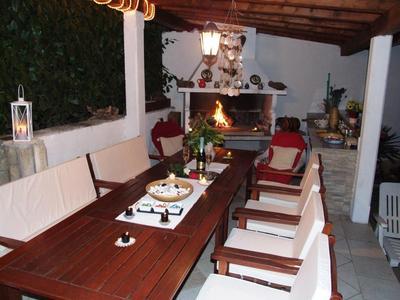 Apartment with private pool and arbor