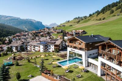 Hotel Stoeres - Active wellbeing