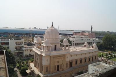 Hotel Ambience Paharganj "Couple Friendly "Near R k Ashram Metro