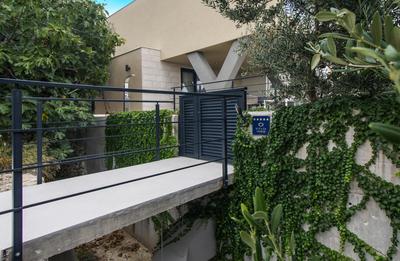 Villa Olive Grove