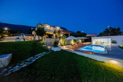 Sun-kissed luxury Mediterranean villa