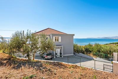A brand NEW VILLA - Infinity