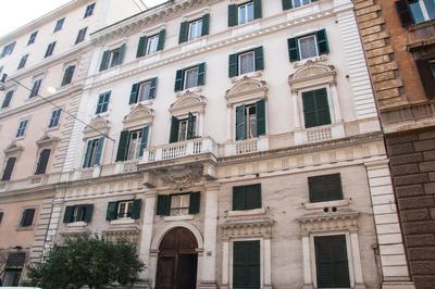 San Peter Lory's Aparts