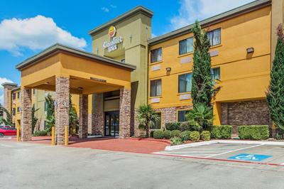 Comfort Inn Dallas Park Central main