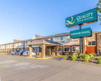 Quality Inn & Suites Eau Claire University Area