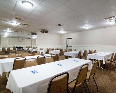 Knights Inn & Suites Emporia, Foto 2