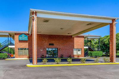 Quality Inn & Suites Creedmoor - Butner