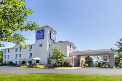 Sleep Inn & Suites Bay View Acme - Traverse City
